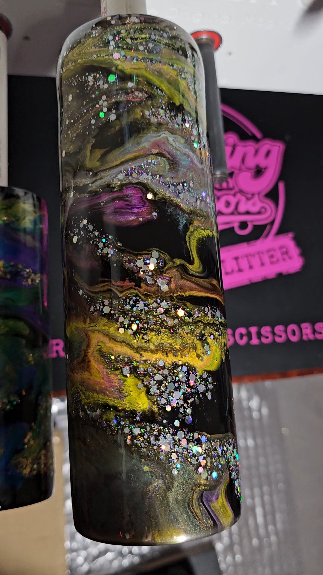 {Suspension}30 oz Skinny